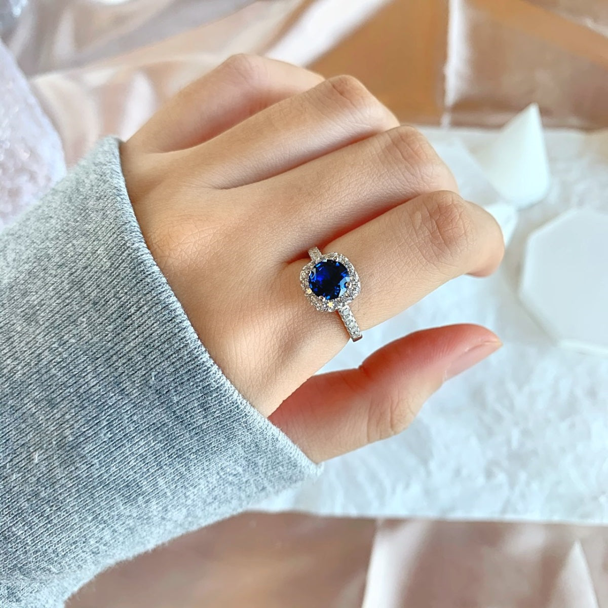 PRECIOSA CHARM BLUE STONE RING
