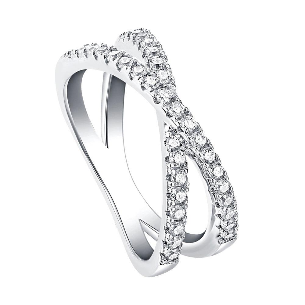 CHASINA CROSS RING