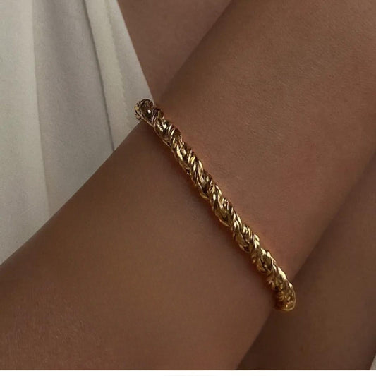 BRAIDED TWIST BRACELET