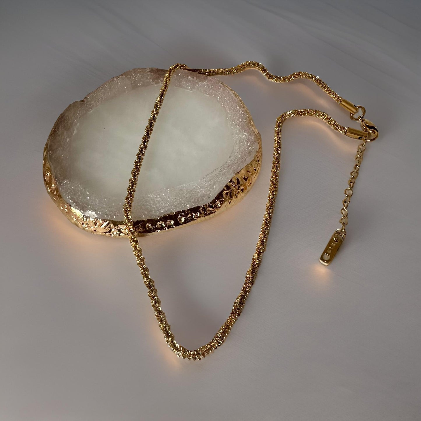 LONDON CHAIN
