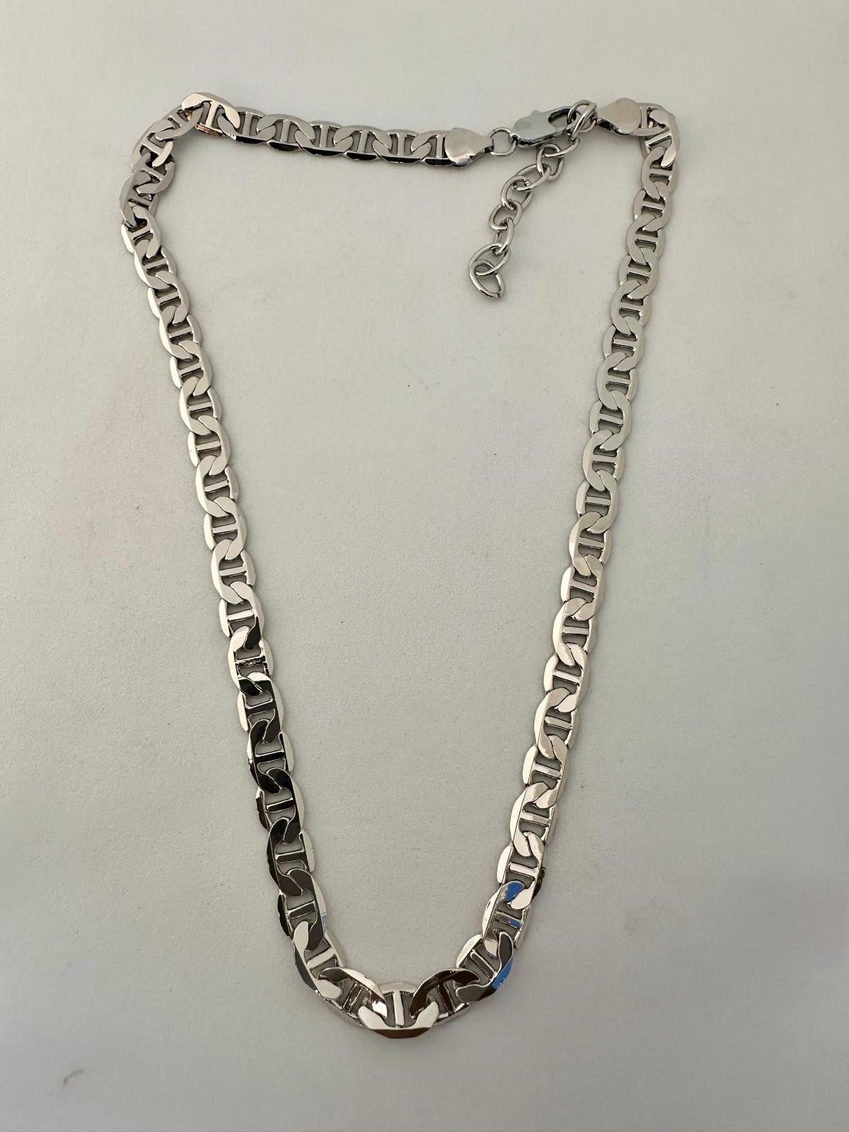 YVI CHAIN