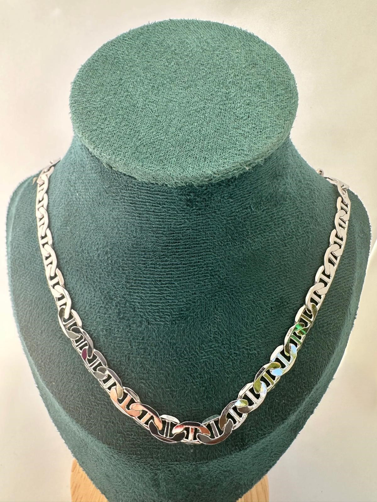 YVI CHAIN