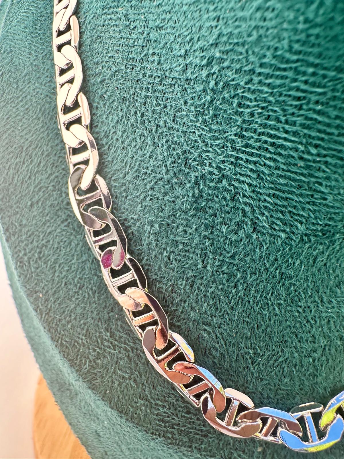 YVI CHAIN