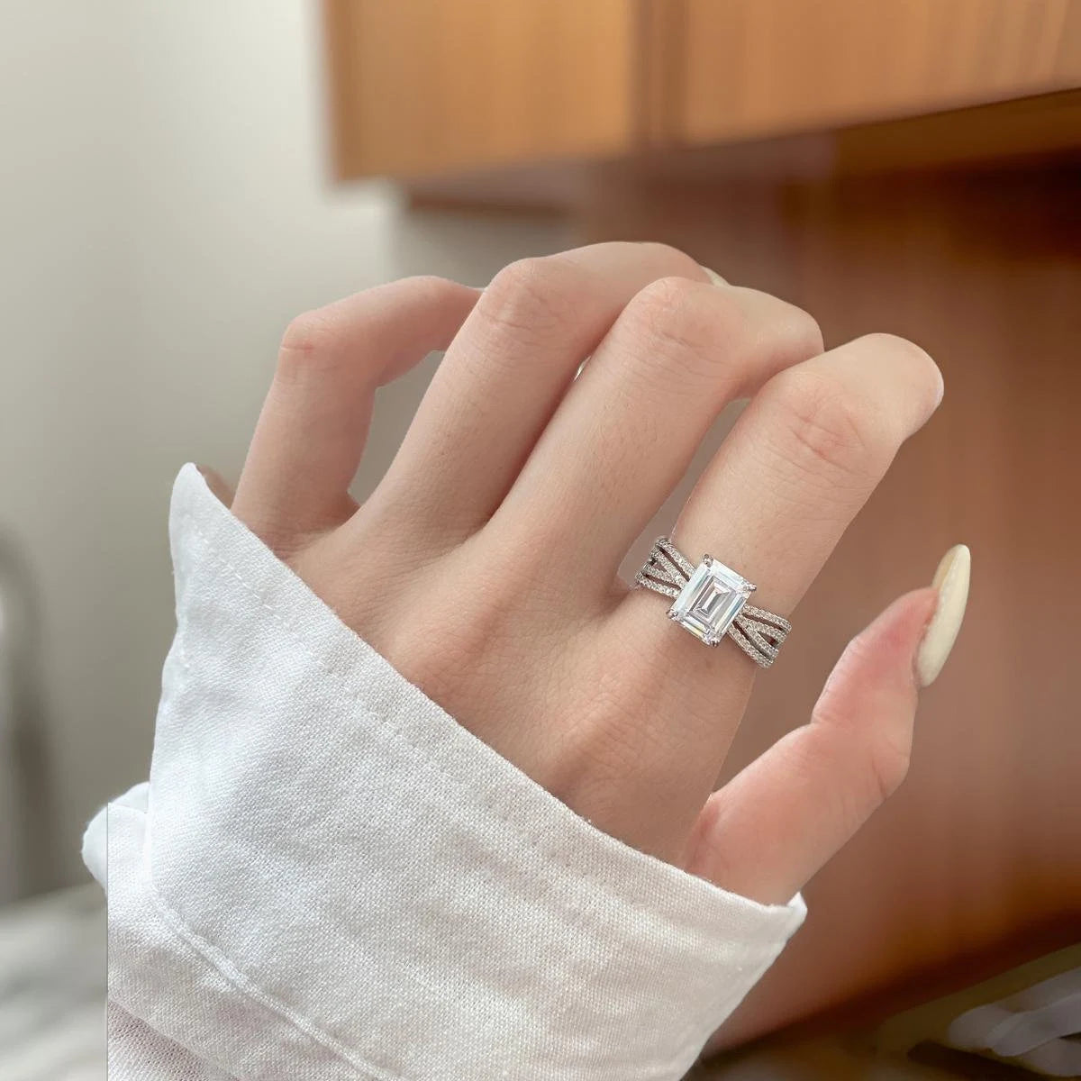YOLAINA KNOT INFINITY RING