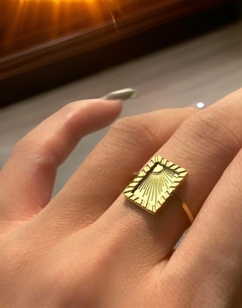 SUN SQUARE RING