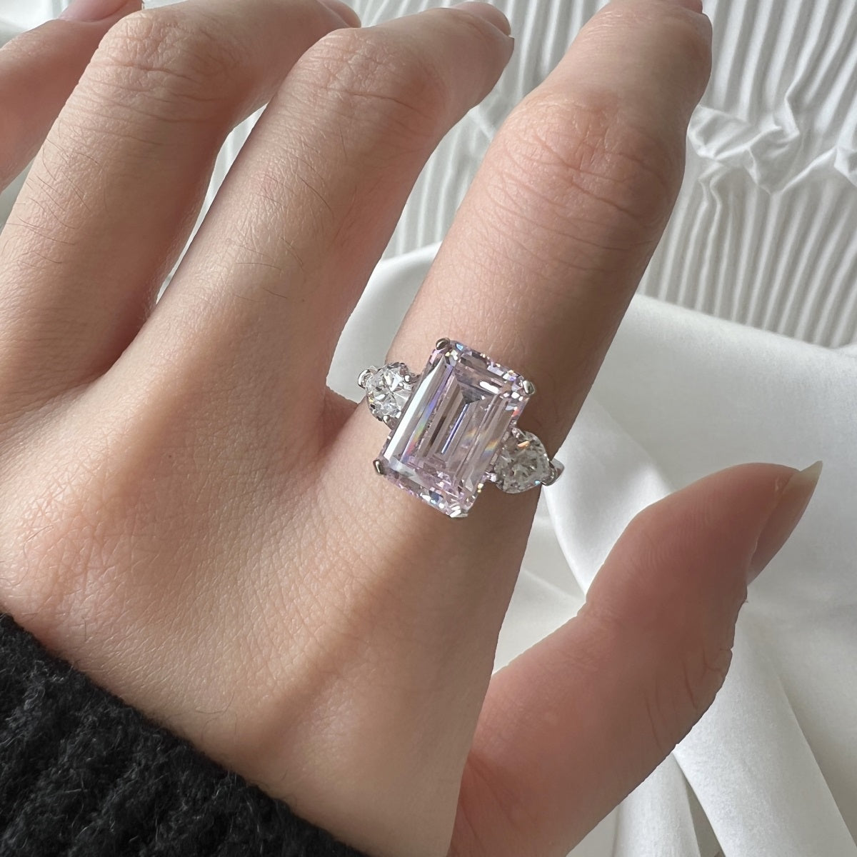 LA BLONDASSE PAGODA RING