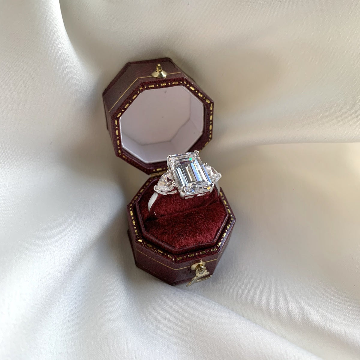 LA BLONDASSE PAGODA RING